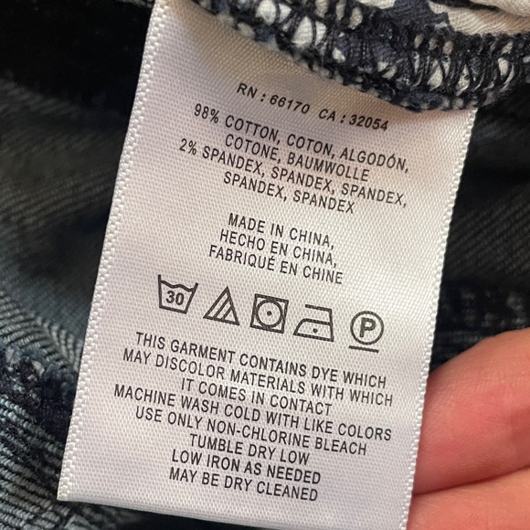 Anthro Pilcro Dark Blue High Rise Double Button Jeans - Picture 8 of 11